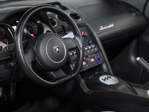 Used 2006 Lamborghini Gallardo Spyder image 29