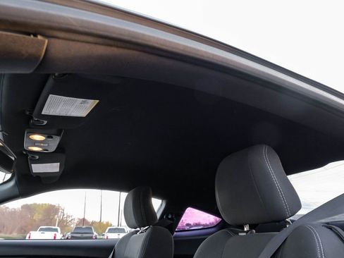 Used 2017 Ford Mustang GT w/ GT Performance Package image 32