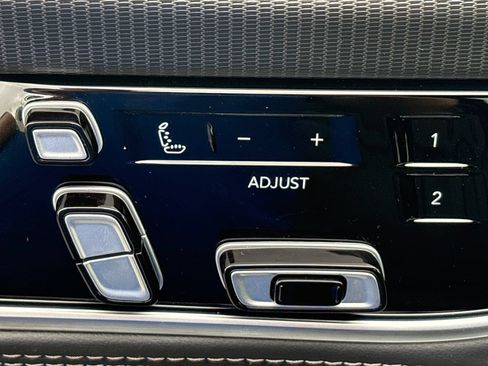 New 2026 Jeep Grand Wagoneer Summit w/ Premium Group III AWD/4WD image 36