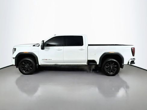 Used 2024 GMC Sierra 2500 AT4 w/ AT4 Premium Plus Package AWD/4WD image 8