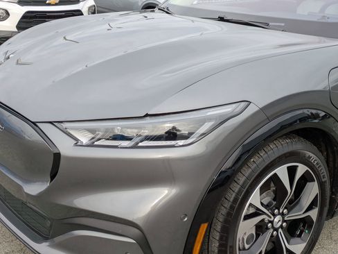 Used 2023 Ford Mustang Mach-E Premium image 8