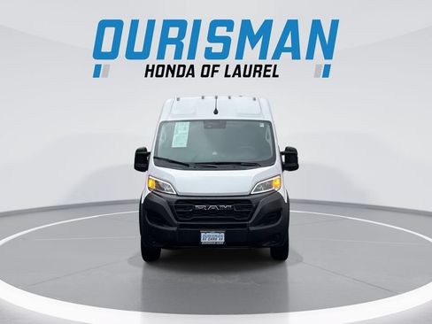 Used 2023 RAM ProMaster 2500 FWD image 3