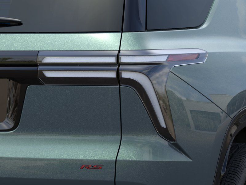 New 2027 Chevrolet Traverse RS FWD image 11