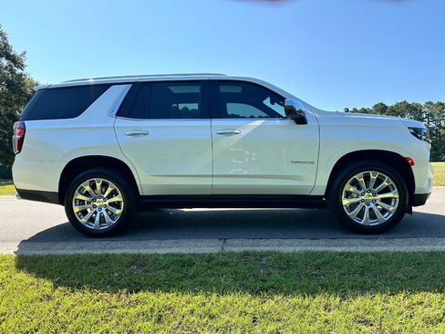 Used 2023 Chevrolet Tahoe Premier w/ Premium Package 2 RWD image 4