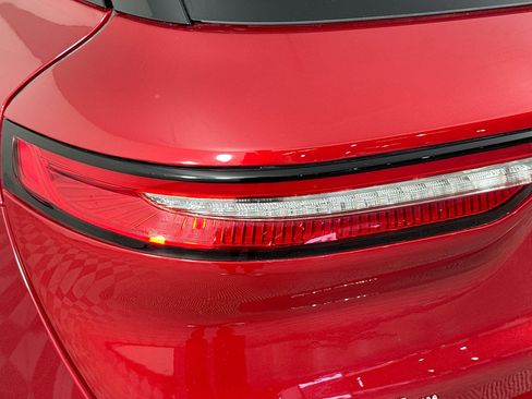 Used 2022 Lincoln Corsair FWD w/ Premium Package image 63