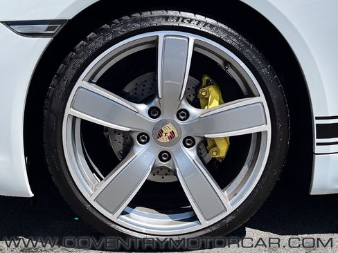 Used 2018 Porsche 718 Cayman RWD image 8