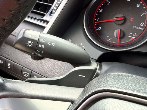 Used 2023 Toyota Camry XSE image 31