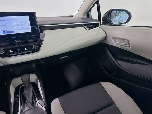 Certified 2025 Toyota Corolla LE FWD image 22