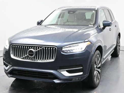 Used 2023 Volvo XC90 B6 Plus w/ Protection Package AWD/4WD image 3