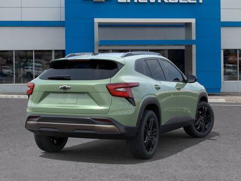 New 2026 Chevrolet Trax ACTIV FWD image 4
