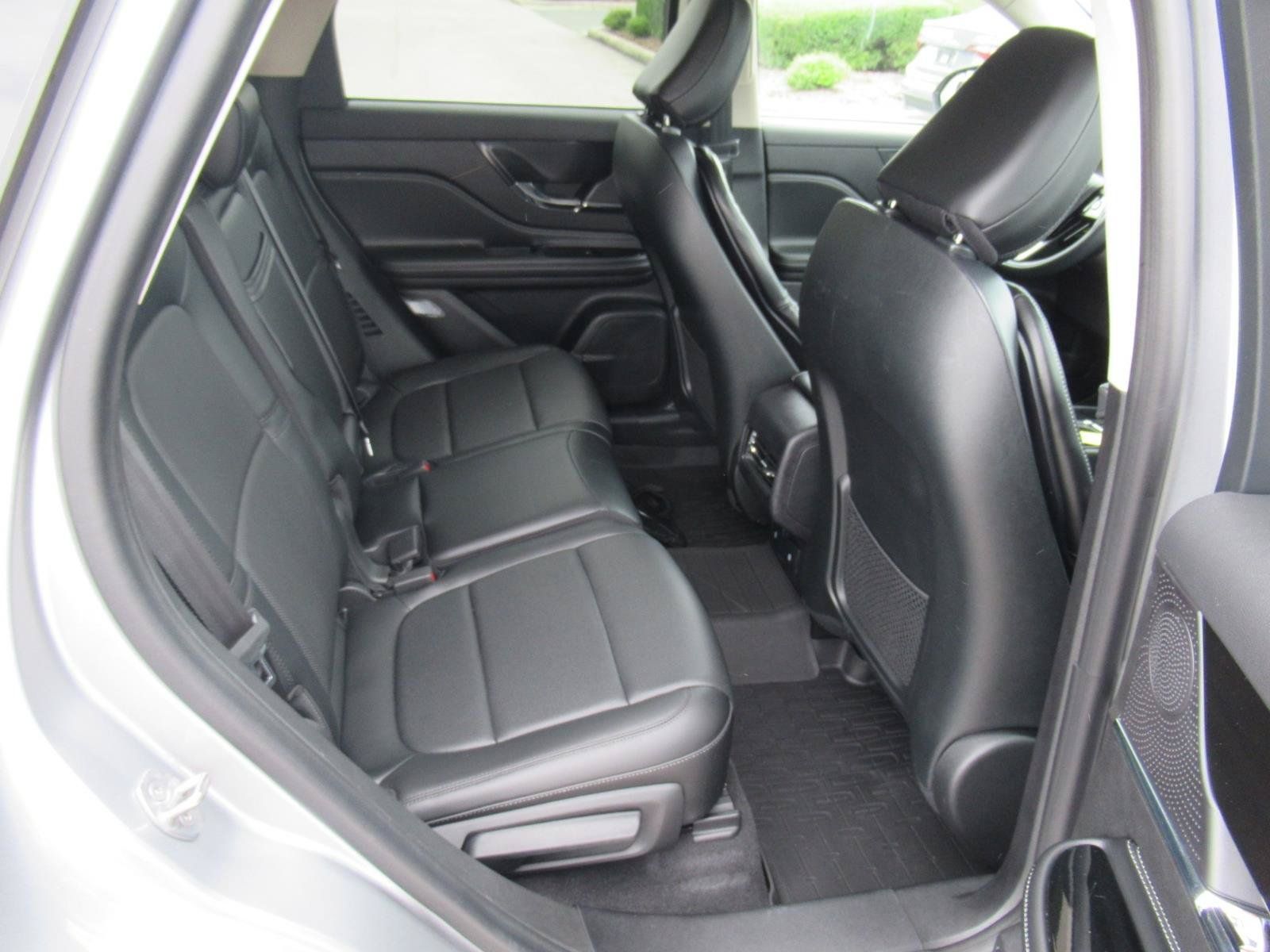 Used 2023 Lincoln Corsair Reserve FWD image 29