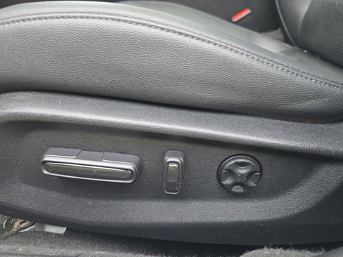 Used 2021 Honda Accord Touring image 13