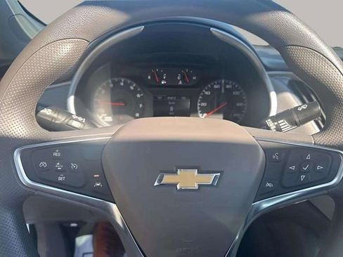 Used 2024 Chevrolet Malibu LT FWD image 8