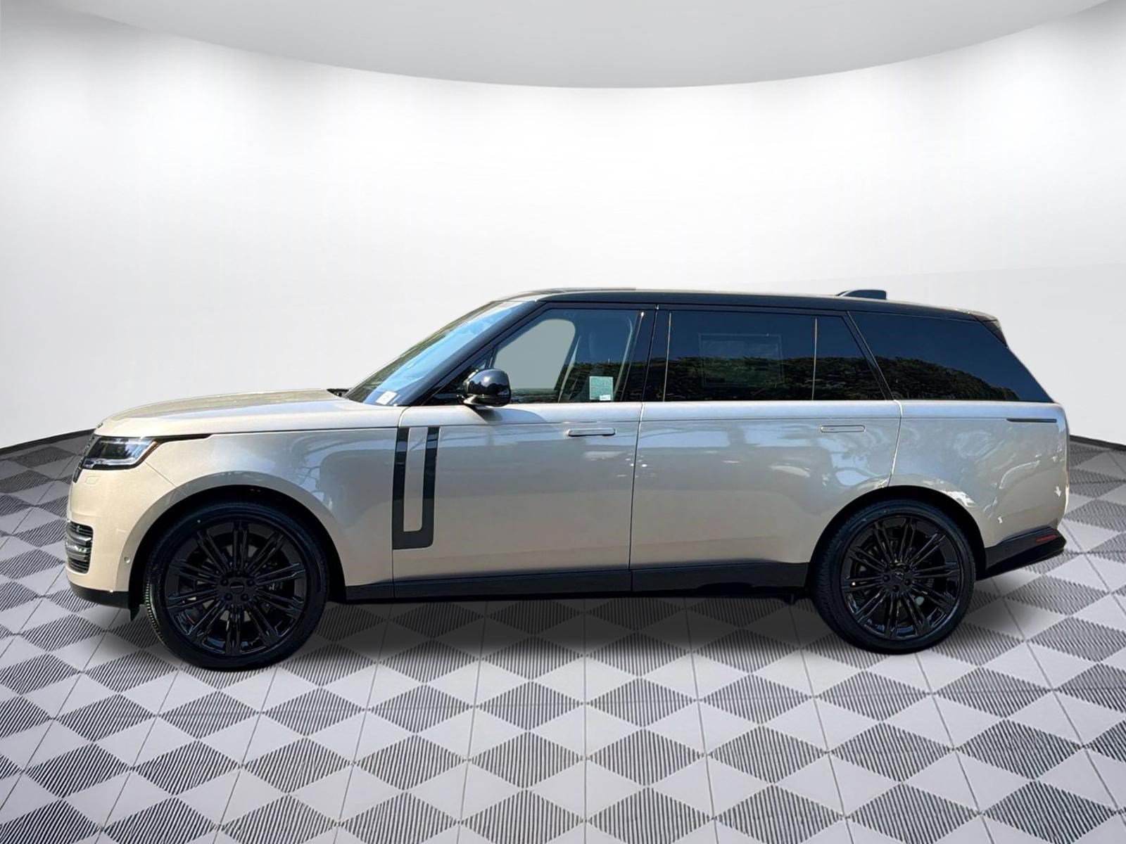 New 2026 Land Rover Range Rover Long Wheelbase SE AWD/4WD image 2