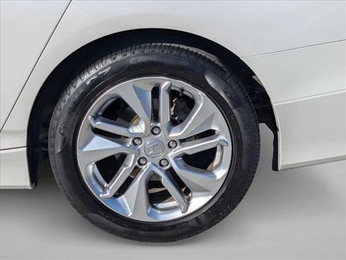 Used 2019 Honda Accord LX image 24