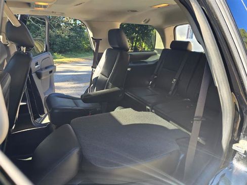 Used 2013 Chevrolet Tahoe LTZ image 31