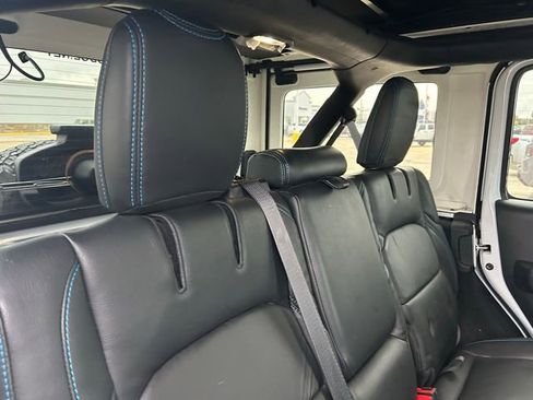 Used 2023 Jeep Wrangler Unlimited Rubicon 4xe w/ Cold Weather Group image 15