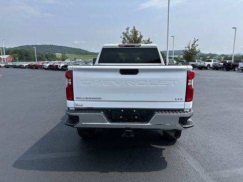 Used 2024 Chevrolet Silverado 2500 LTZ AWD/4WD image 6