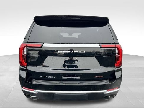 Used 2025 GMC Yukon XL Denali w/ Sun & Power Step Package image 19