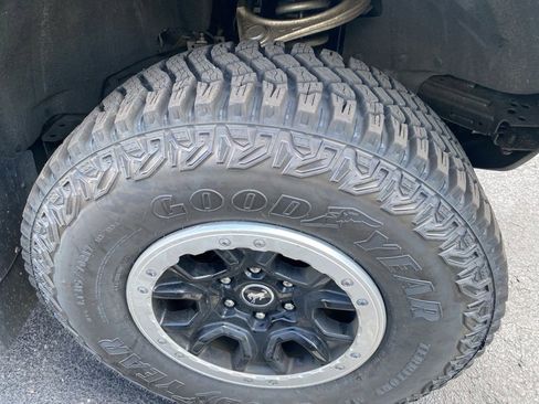 Used 2022 Ford Bronco Badlands AWD/4WD image 14