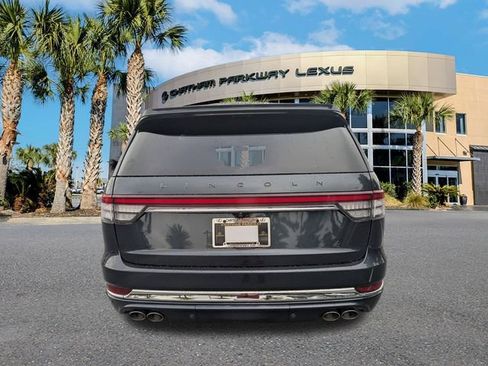 Used 2020 Lincoln Aviator Black Label w/ Class IV Trailer Tow Package AWD/4WD image 6