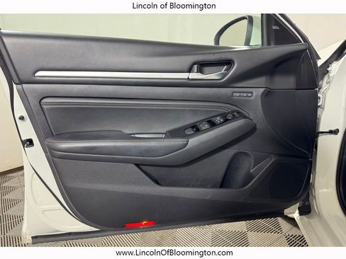 Used 2020 Nissan Altima 2.5 Platinum image 53