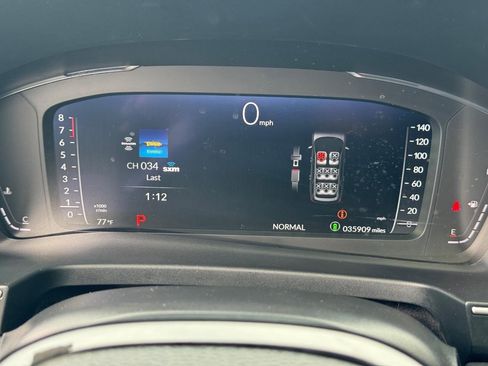 Used 2023 Honda Pilot Elite image 22