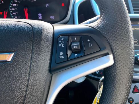 Used 2019 Chevrolet Sonic LT FWD image 24