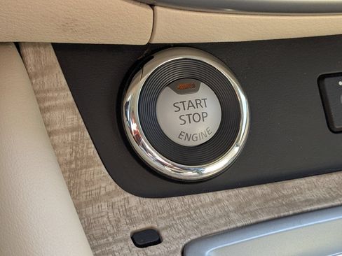 Used 2020 Nissan Murano SL AWD/4WD image 33