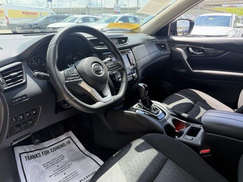 Used 2019 Nissan Rogue SV AWD/4WD image 29