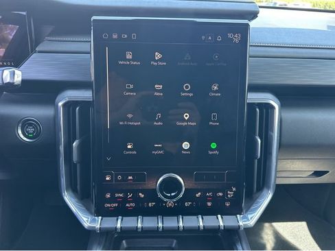 Used 2024 GMC Acadia Elevation w/ Luxury Package FWD image 21