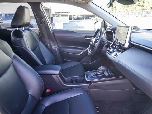 Certified 2026 Toyota Corolla Cross XLE w/ Black Badges Package (TMS) image 20