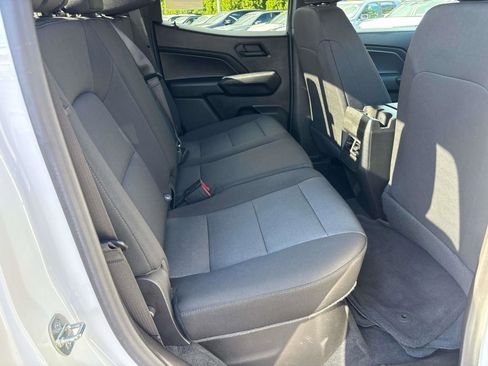 Used 2023 Chevrolet Colorado Trail Boss w/ Technology Package image 17