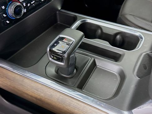 Used 2023 Chevrolet Silverado 1500 High Country w/ Technology Package image 18