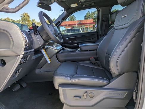 New 2025 Ford Expedition Platinum w/ Stealth Performance Package image 14