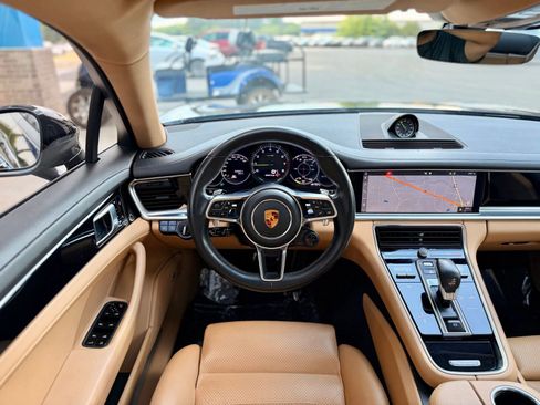 Used 2018 Porsche Panamera 4 AWD/4WD image 48