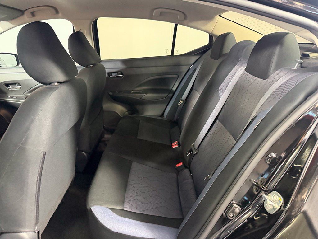 Used 2025 Nissan Versa SV FWD image 14