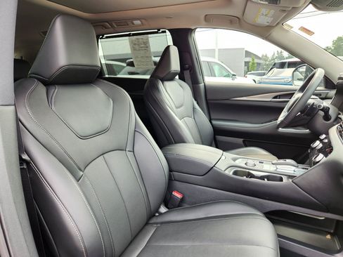 Certified 2026 INFINITI QX60 Luxe w/ Cargo Package AWD/4WD image 17