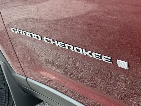 Certified 2023 Jeep Grand Cherokee L Limited w/ Trailer Tow Group (B) AWD/4WD image 19