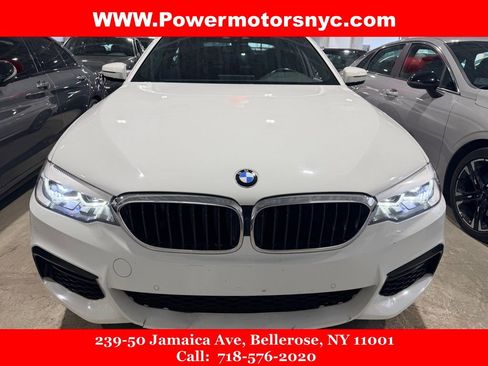 Used 2020 BMW 530e w/ M Sport Package image 6