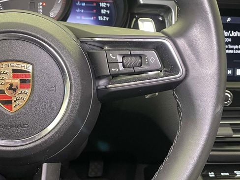 Certified 2025 Porsche Macan image 41