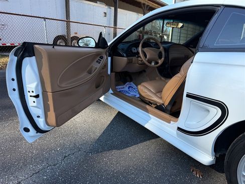 Used 1997 Ford Mustang Cobra image 43