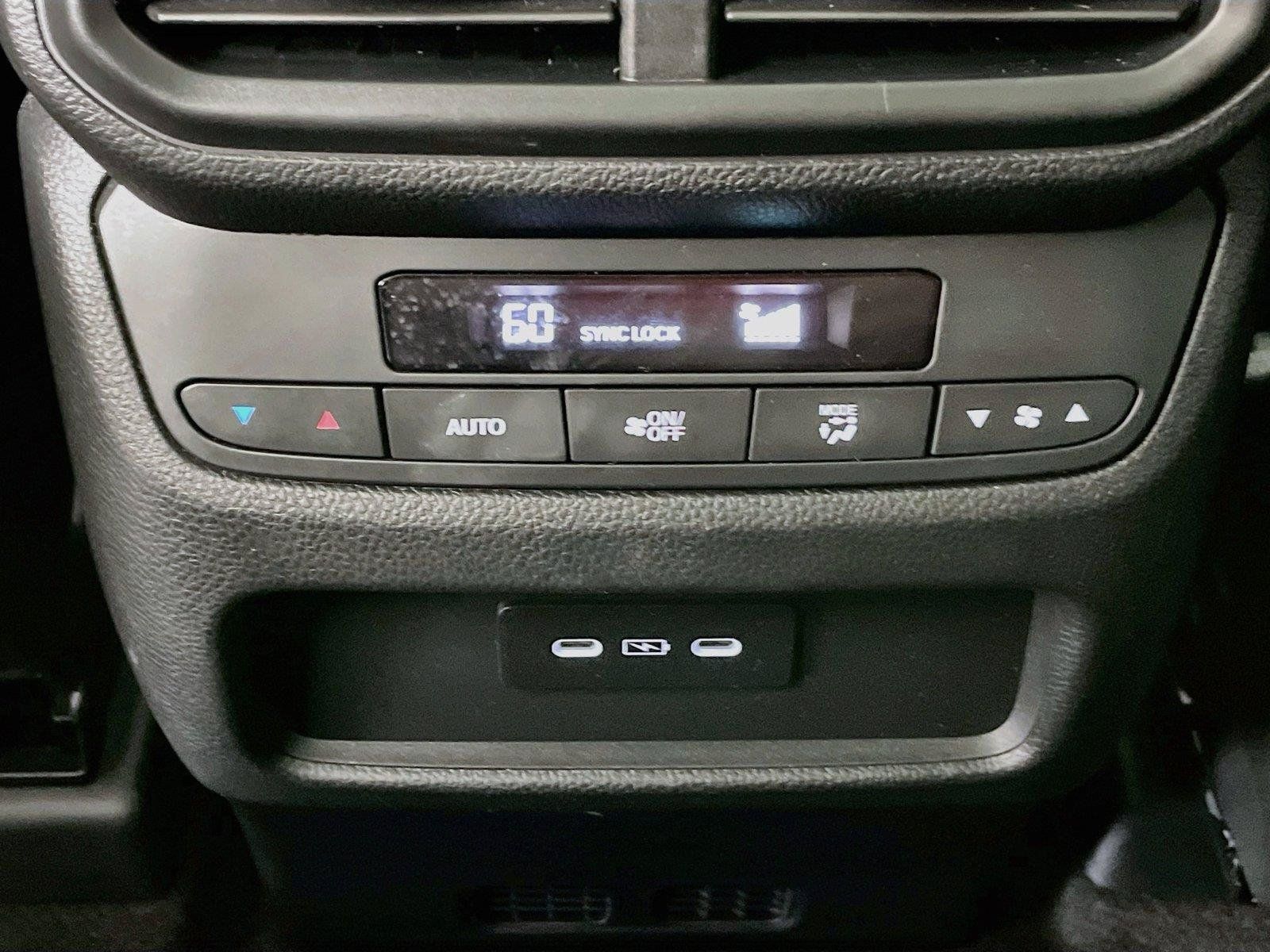 Certified 2025 Honda Pilot Touring image 31