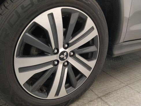 Used 2020 Mitsubishi Outlander Sport SE FWD image 31
