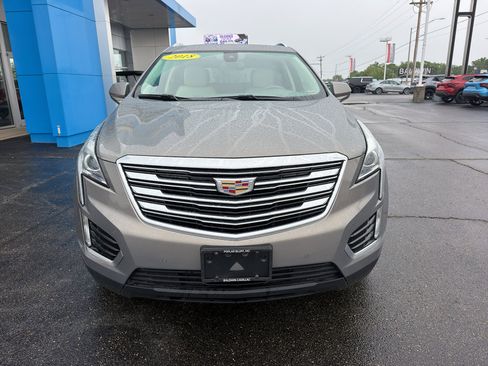 Used 2018 Cadillac XT5 Luxury w/ Driver Awareness Package image 3