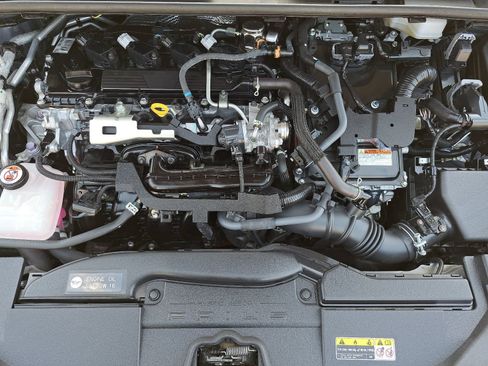 Used 2023 Toyota Prius Prime FWD image 32