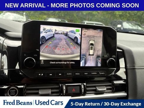 Used 2022 Nissan Pathfinder SL w/ SL Premium Package AWD/4WD image 15