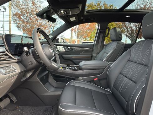 New 2026 Buick Enclave Avenir w/ Super Cruise Package image 24