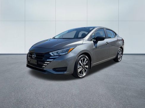 Used 2025 Nissan Versa S w/ S Plus Package image 2