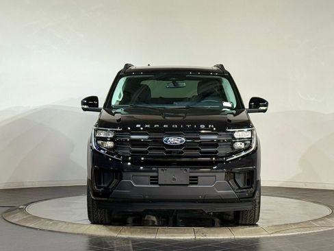 New 2026 Ford Expedition Active AWD/4WD image 3